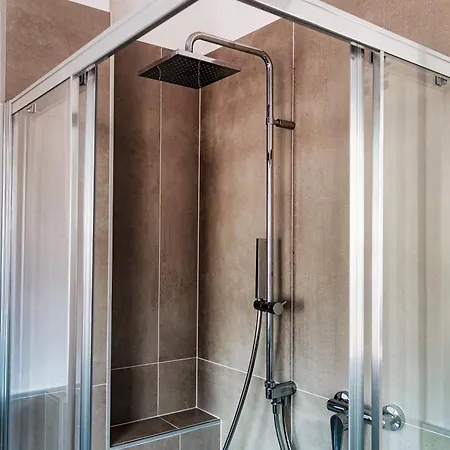 Apartment Downtown Como-luxury