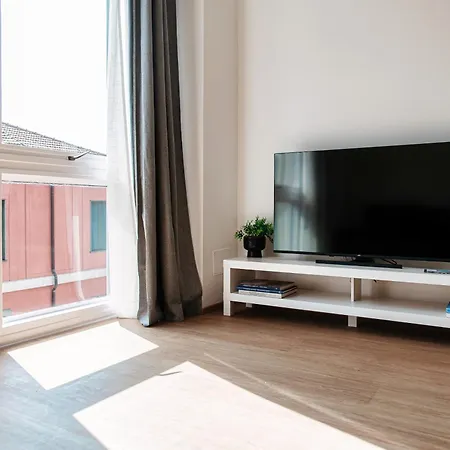 Downtown Como-luxury Apartment *