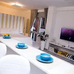 Downtown Como-luxury Apartment