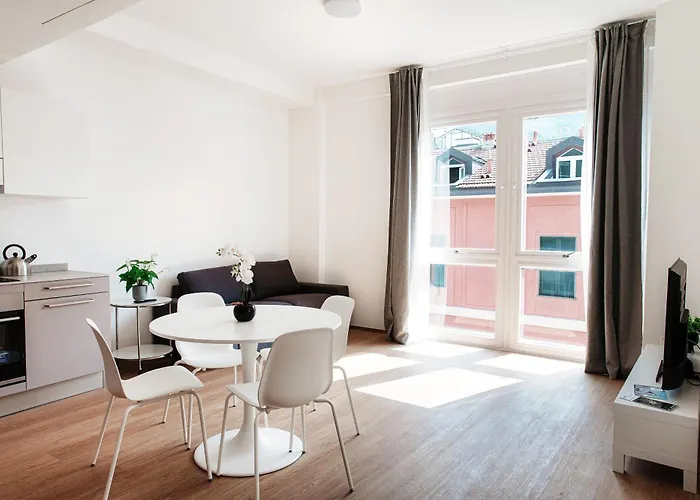 Downtown Como-luxury דירה קומו